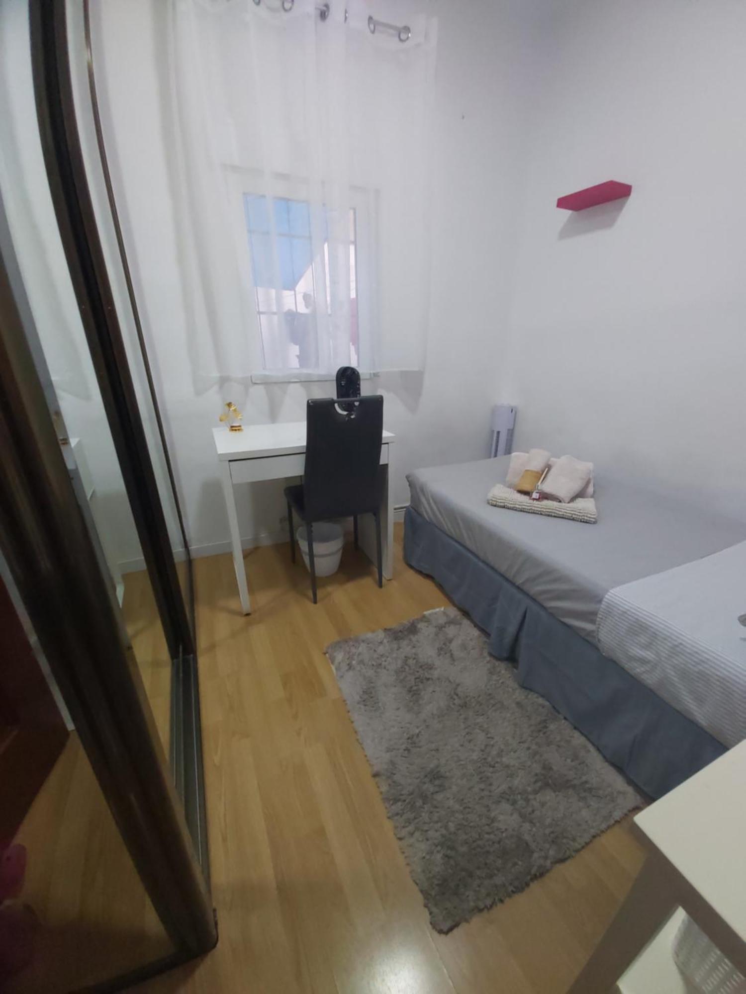 Casa De Ciss Apartment Madrid Luaran gambar