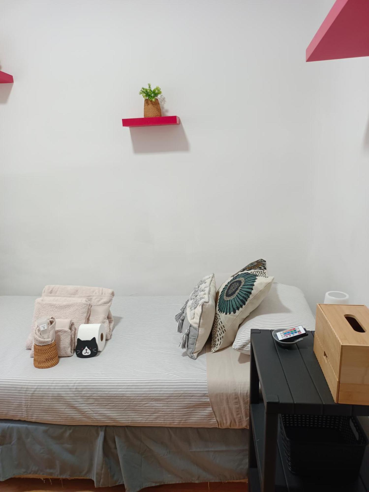 Casa De Ciss Apartment Madrid Luaran gambar